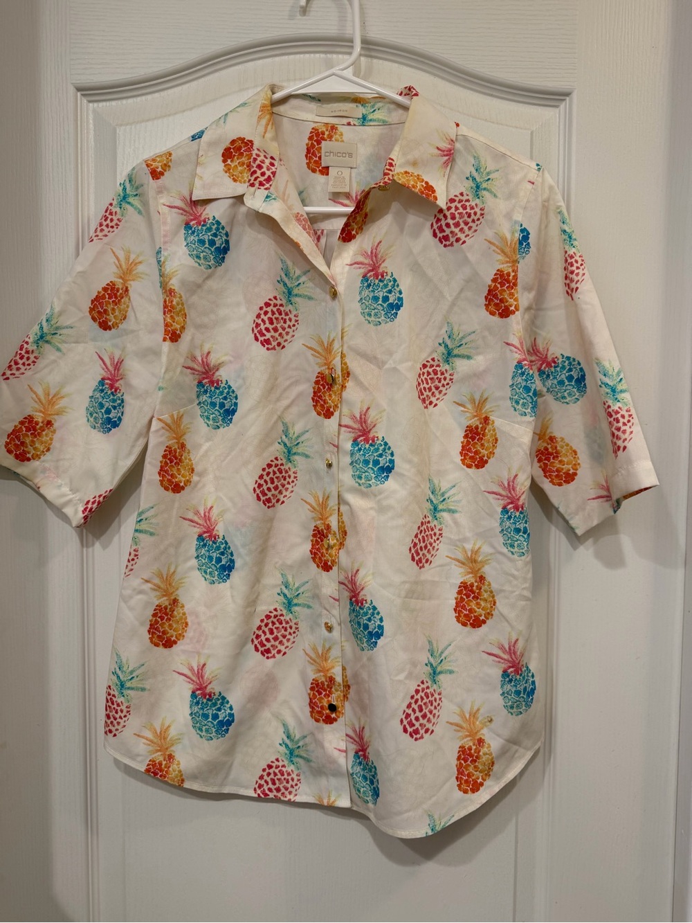 Chico’s No-Iron Size 0 White Multicolor Pineapple Cotton Button Shirt